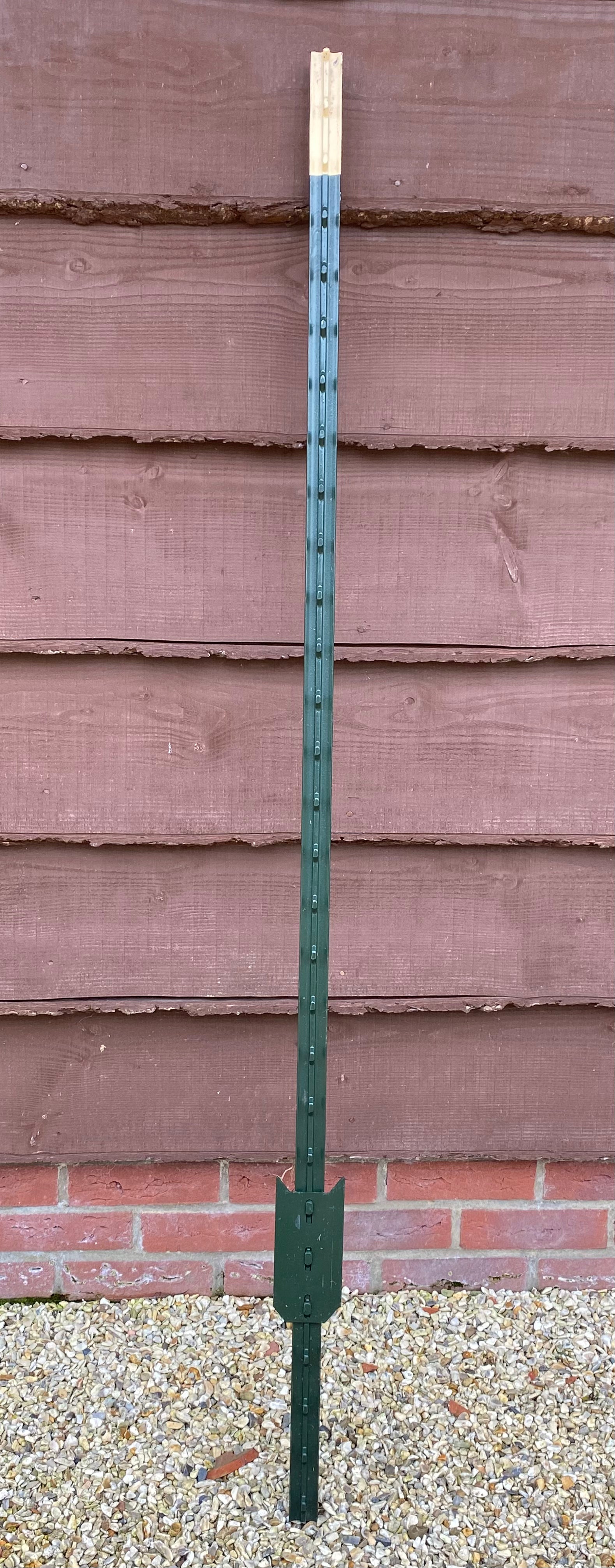 T-Post - 168cm with 'spade' – Coppermead Equestrian
