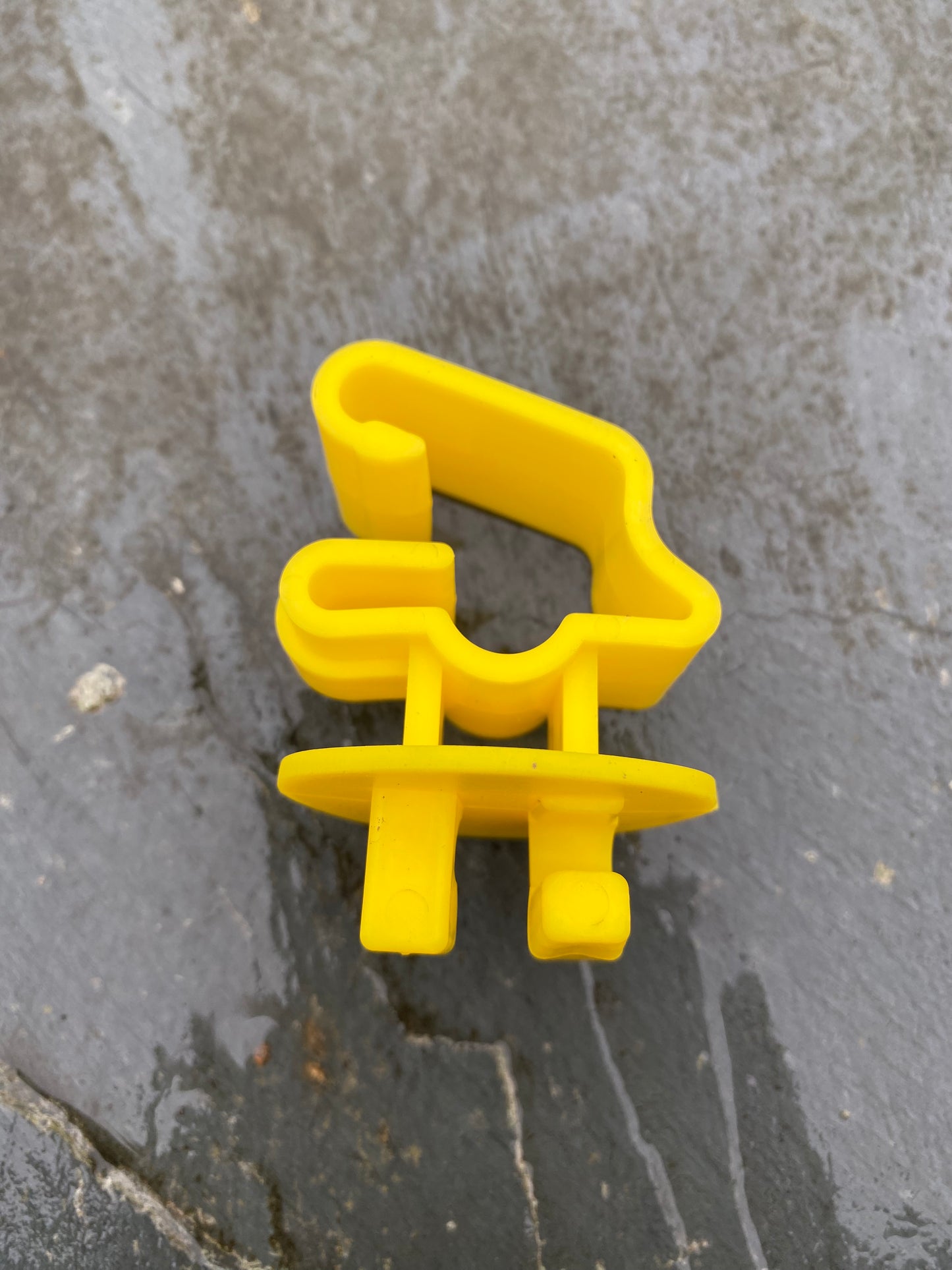 T-Post Rope Insulator - Black / Yellow